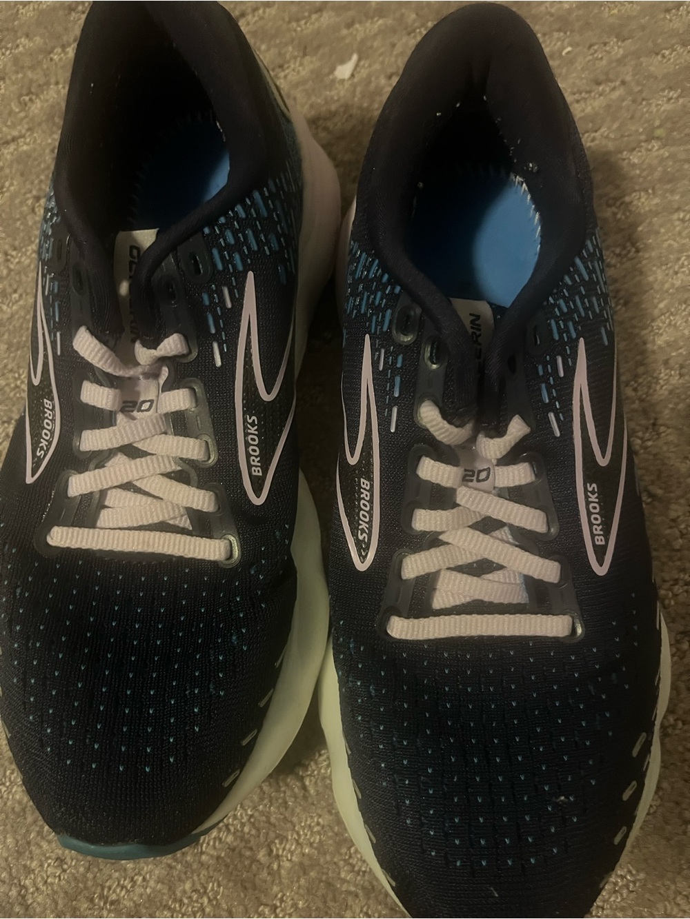Brooks glycerin 6.5 w Running Shoes — Navy with White and Light Blue Accents